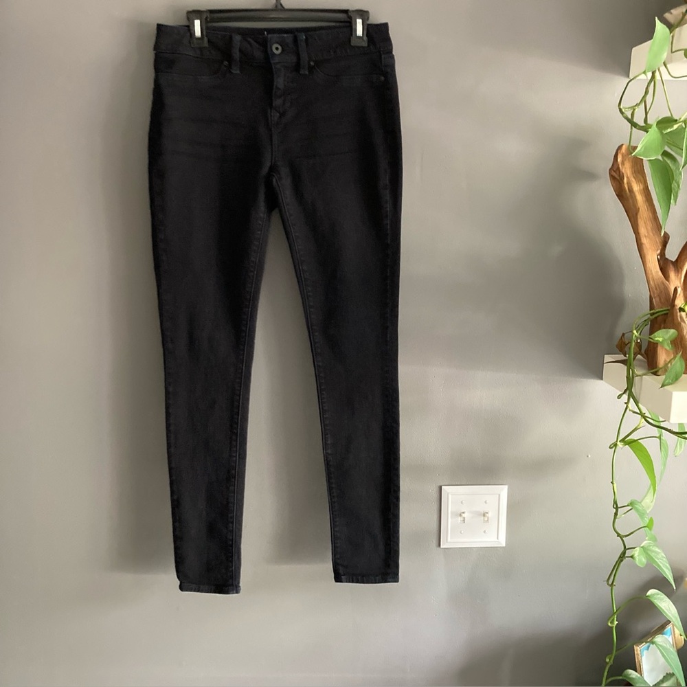 Slimming Black Jeans